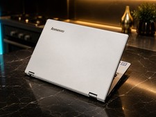 YOGA 700 Touch Intel ®m-6Y30™128GB SSD*360° LED¥11.6”LED*LE…