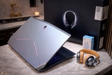 ALIENWARE GAMER 17-inch Intel®Core™i7*256GB SSD+1TB*16GB+GP…