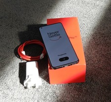 OnePlus 10 Pro (256GB / 12GB RAM / Black)