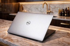 XPS DELL 15 4K Touch Intel®Core™i7*256GB SSD*32GB+GPU*WINDO…