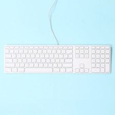 Genuine Apple Extended Keyboard w/ Numeric Keypad & USB Inp…
