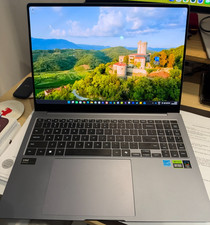 Samsung Galaxy Book4 Ultra 16” AMOLED Touch Ultra 9 32GB RA…