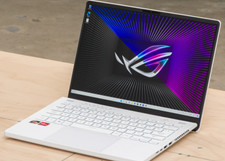 ASUS ROG Zephyrus G14 GA403UM-QS018W / Win11 14" RTX5060 AM…